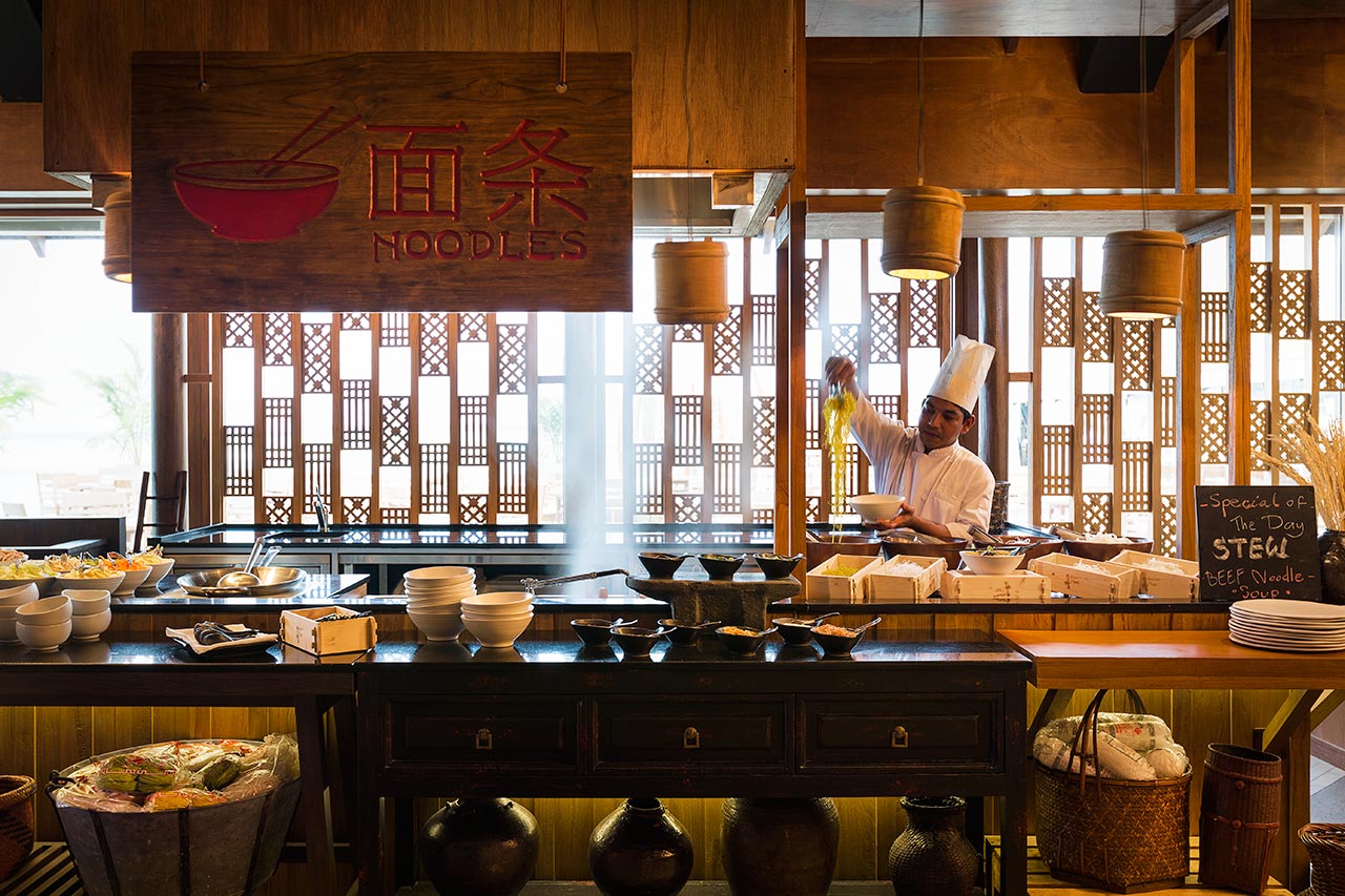Eight restaurants. Five bars.